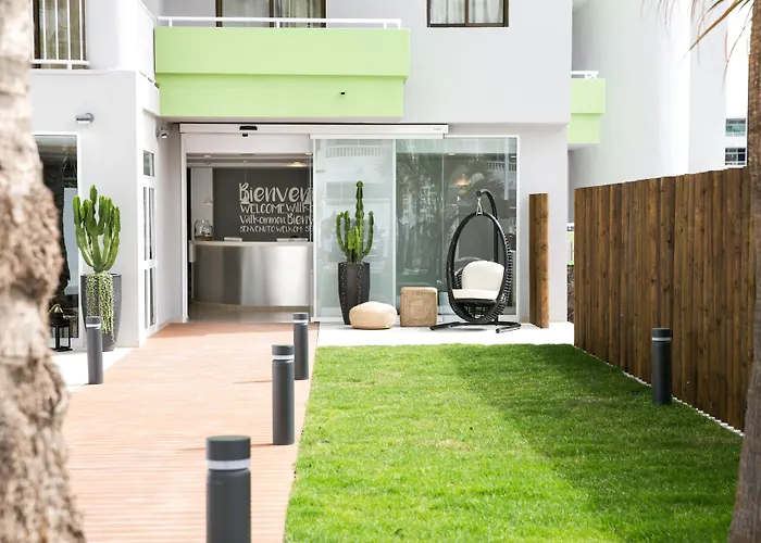 Livvo Anamar ホテル