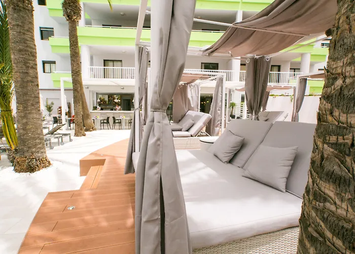 ホテル Livvo Anamar