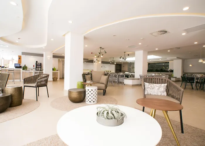 Livvo Anamar ホテル 4*