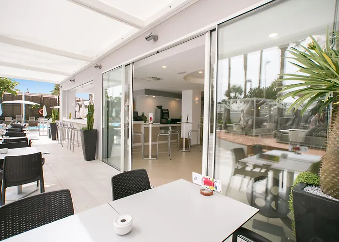 ホテル Livvo Anamar プラヤ・デル・イングレス