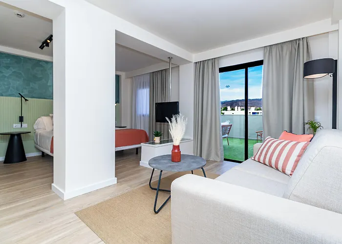 ホテル Livvo Anamar