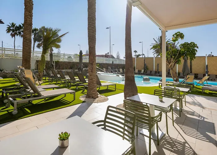 ホテル Livvo Anamar