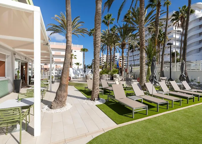 ホテル Livvo Anamar 4*